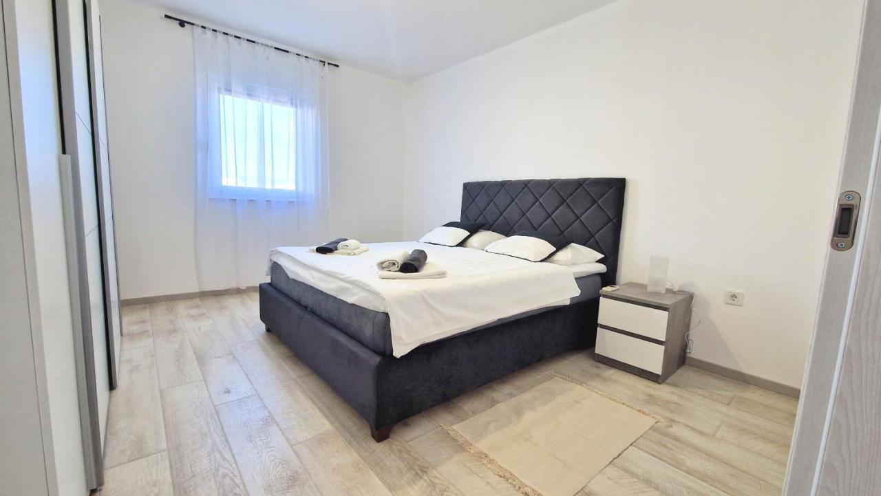 Apartment Lana Krk Town Zewnętrze zdjęcie